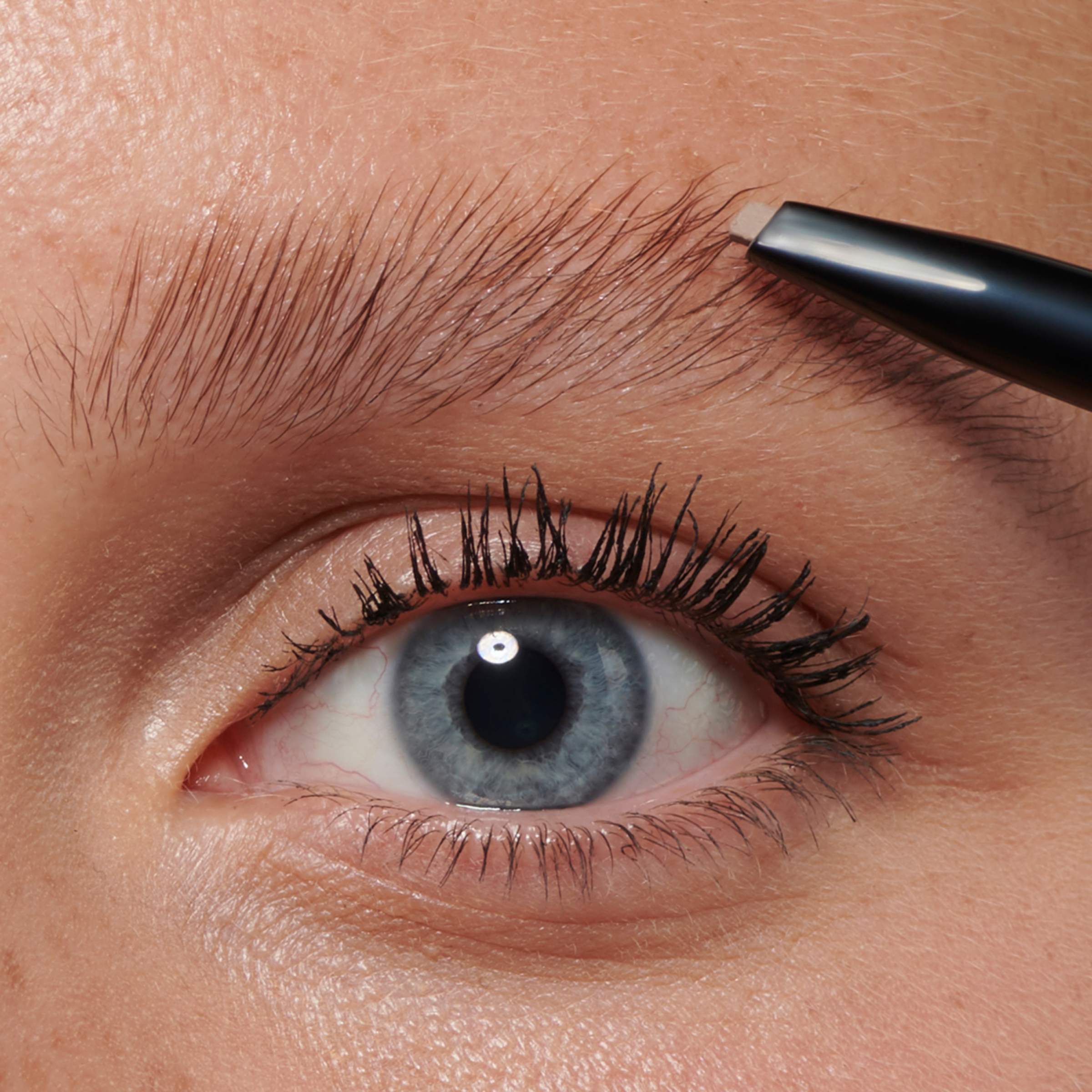 Revolution Makeup Revolution Laminate Brow Bronde Køb online rossmann.dk